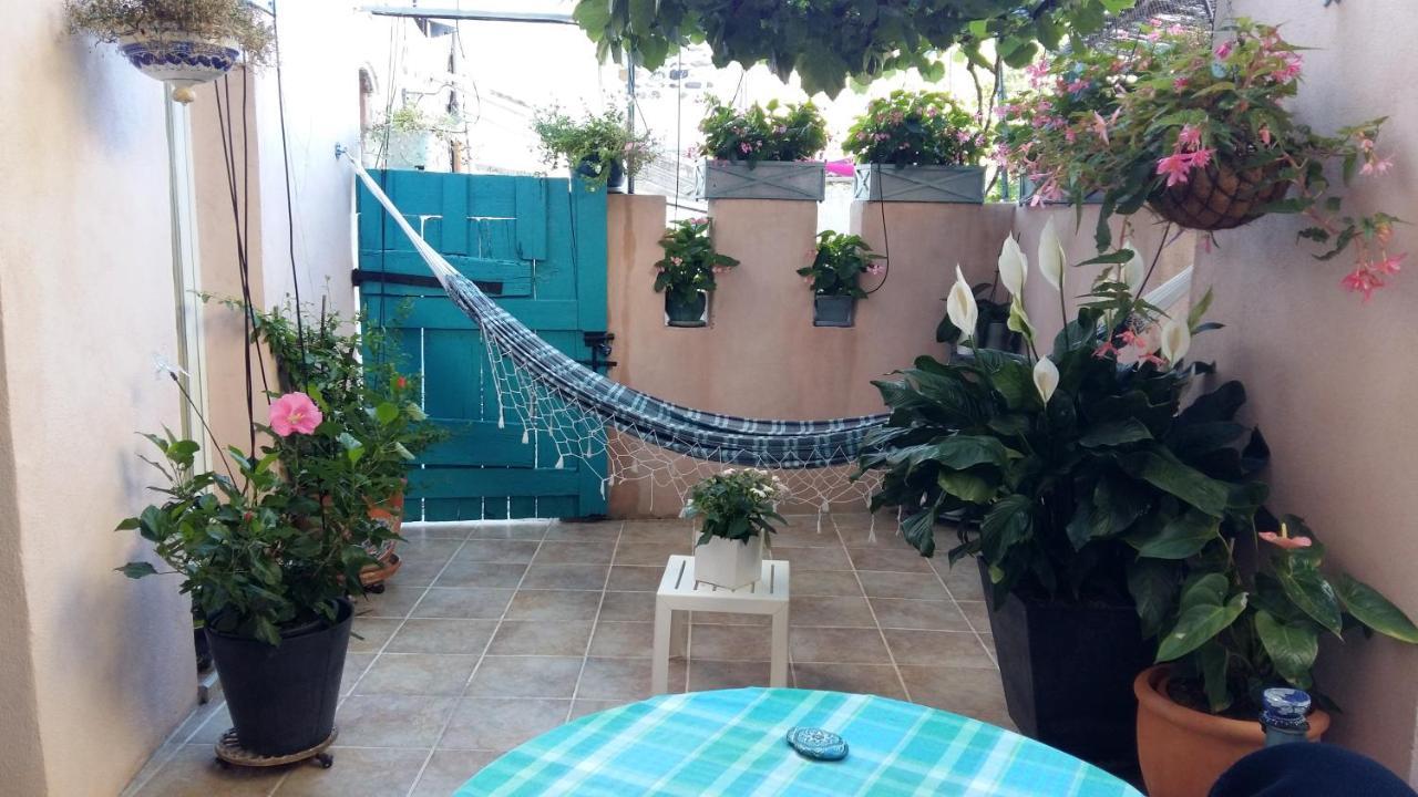 Bed and Breakfast Les Hibiscus Saint-Jean-le-Centenier Экстерьер фото